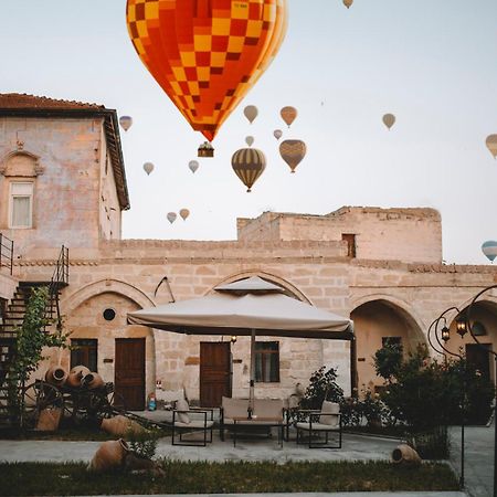 Cavusin Cave House-Cappadocia Bed & Breakfast Göreme Exterior photo