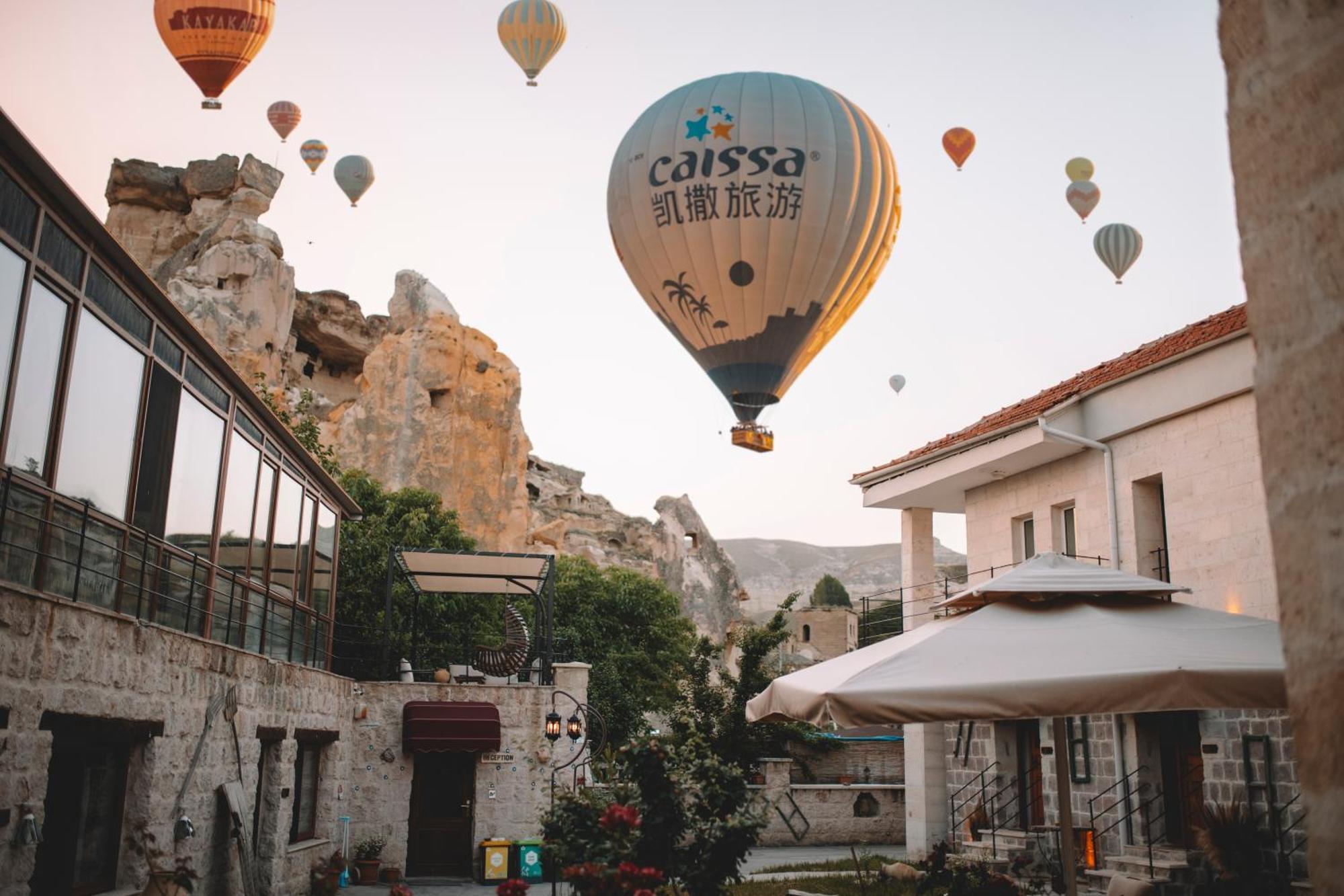 Cavusin Cave House-Cappadocia Bed & Breakfast Göreme Exterior photo